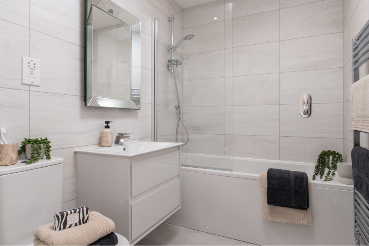 The Moorings Bathroom